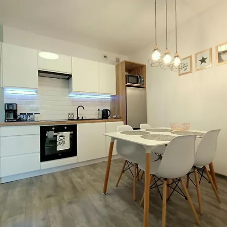 Mazowiecka Park Mit Balkon By Interhome Kolberg